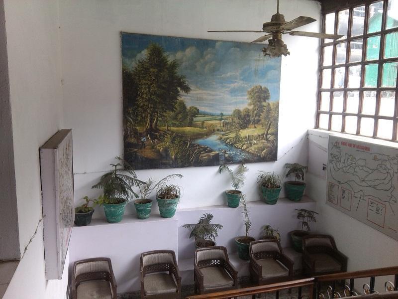 Hotel Library Presidency Mussoorie Eksteriør billede